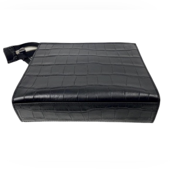 Marc Jacobs Grind Croc-Embossed Leather Cosmetics Bag Black - Picture 3 of 5